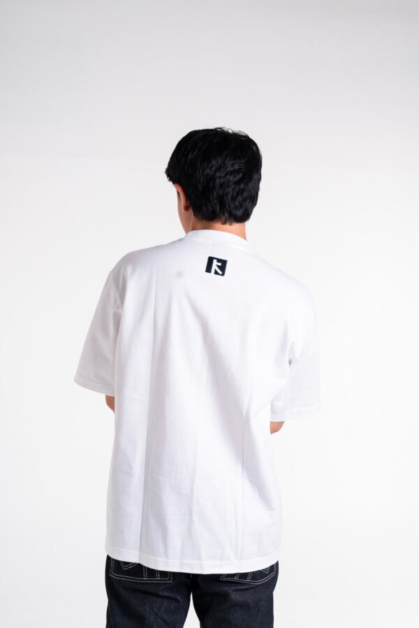 Skull groove white